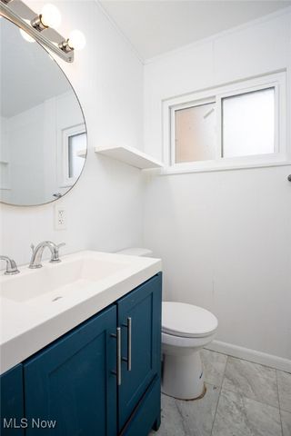 126 Parkwood Avenue, Avon Lake, OH 44012