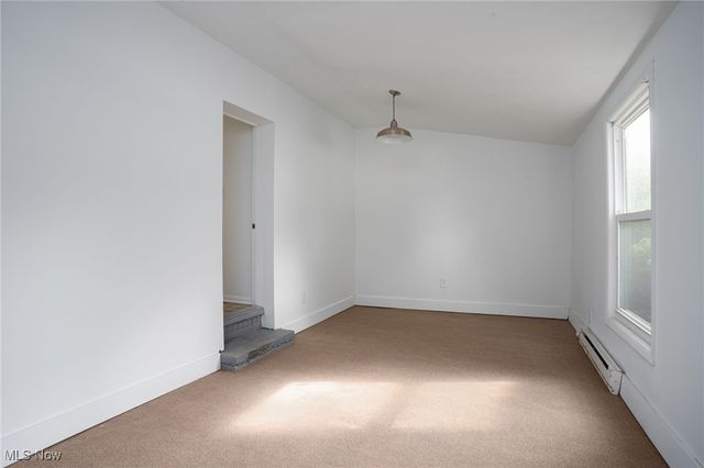 126 Parkwood Avenue, Avon Lake, OH 44012