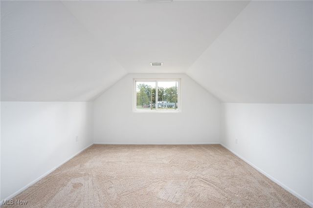 126 Parkwood Avenue, Avon Lake, OH 44012