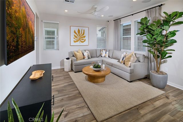 16615 Bottlebrush Lane 3, Fontana, CA 92336