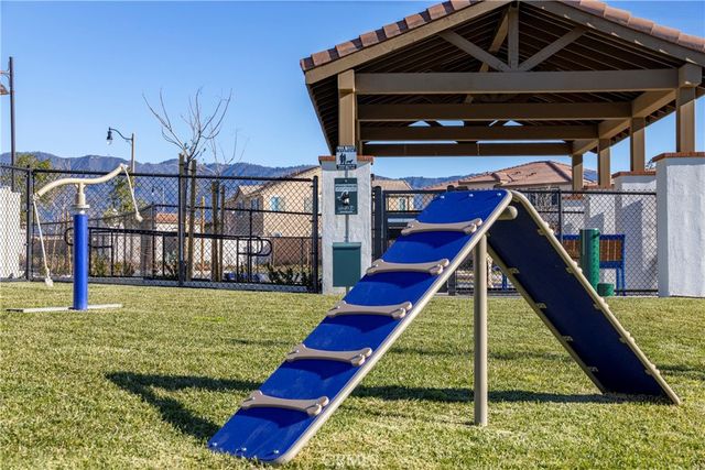 16615 Bottlebrush Lane 3, Fontana, CA 92336