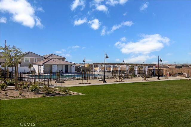 16615 Bottlebrush Lane 3, Fontana, CA 92336