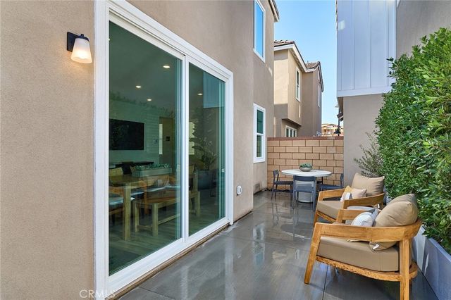 16615 Bottlebrush Lane 3, Fontana, CA 92336