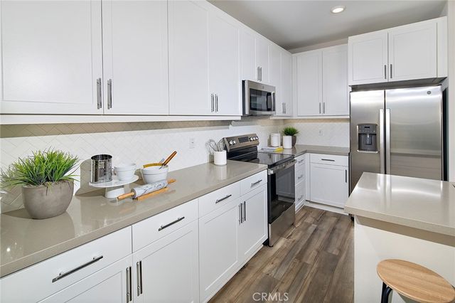 16615 Bottlebrush Lane 3, Fontana, CA 92336