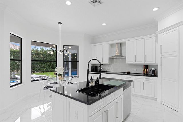 4430 Island Reef Drive, Wellington, FL 33449