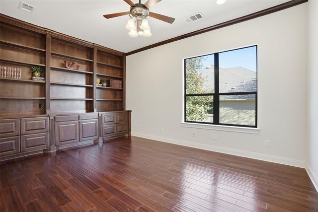 2312 Lakehurst RD, Spicewood, TX 78669