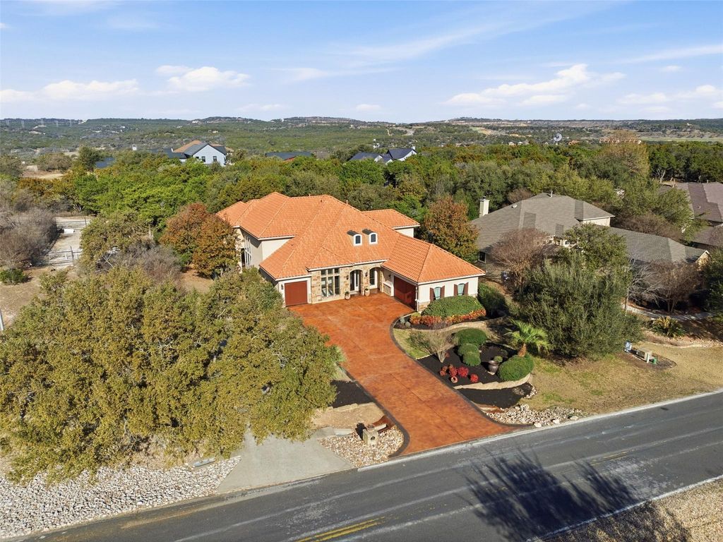 2312 Lakehurst RD, Spicewood, TX 78669