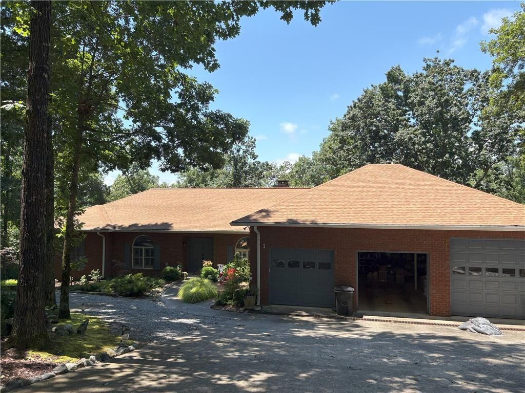 8140 Lanier Drive, Cumming, GA 30041