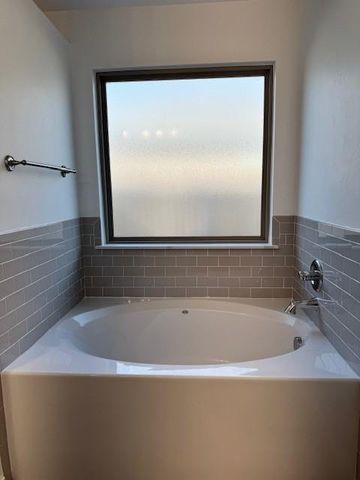 10529 NW 32nd Street, Yukon, OK 73099