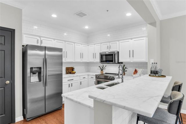 916 FERN AVENUE, Orlando, FL 32814