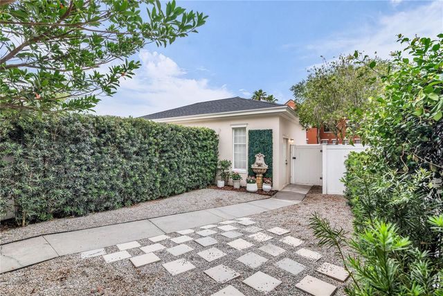 916 FERN AVENUE, Orlando, FL 32814
