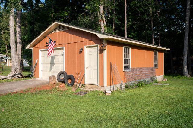 224 Hogg Rd, Williamston, SC 29697