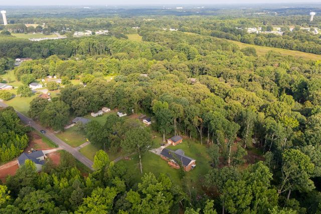 224 Hogg Rd, Williamston, SC 29697