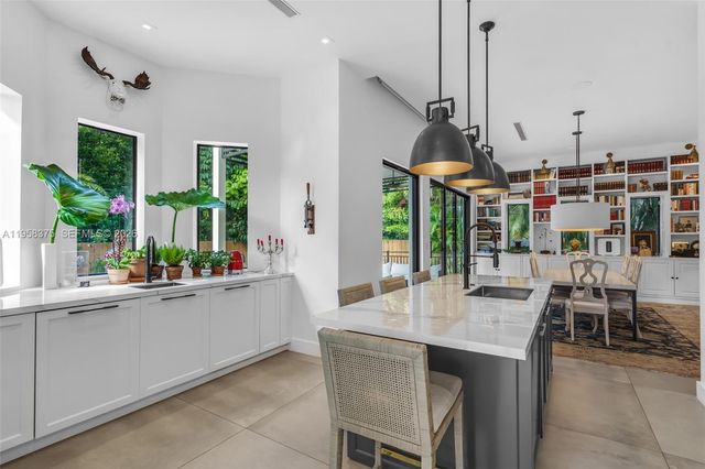 420 Palmwood Ln 0, Key Biscayne, FL 33149