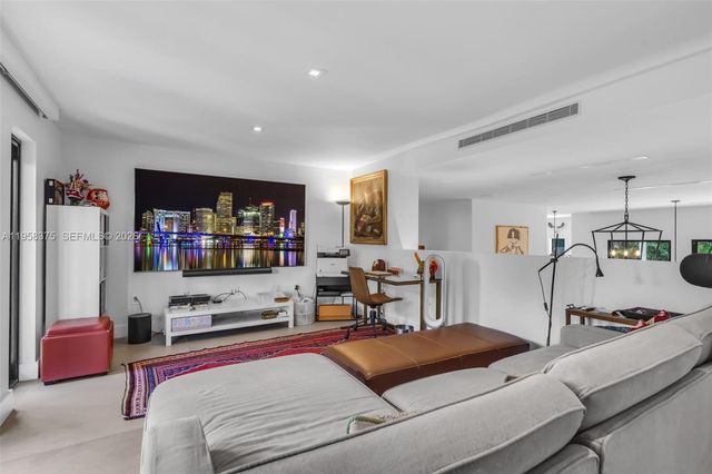 420 Palmwood Ln 0, Key Biscayne, FL 33149