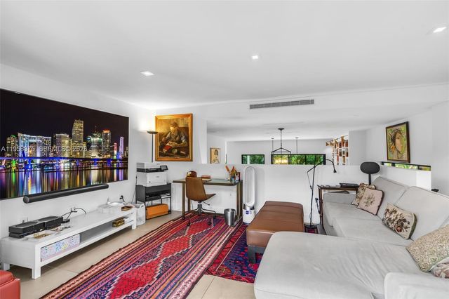 420 Palmwood Ln 0, Key Biscayne, FL 33149