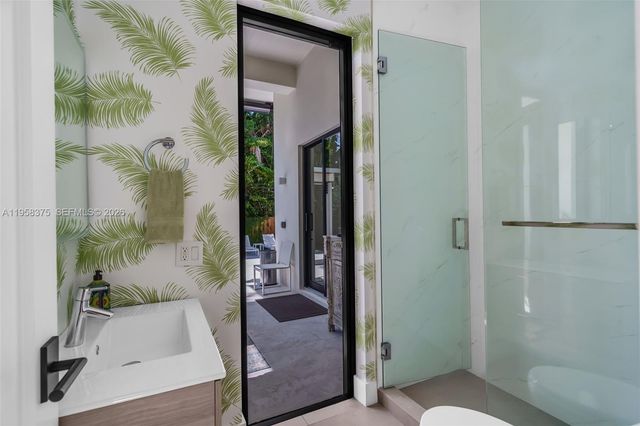 420 Palmwood Ln 0, Key Biscayne, FL 33149