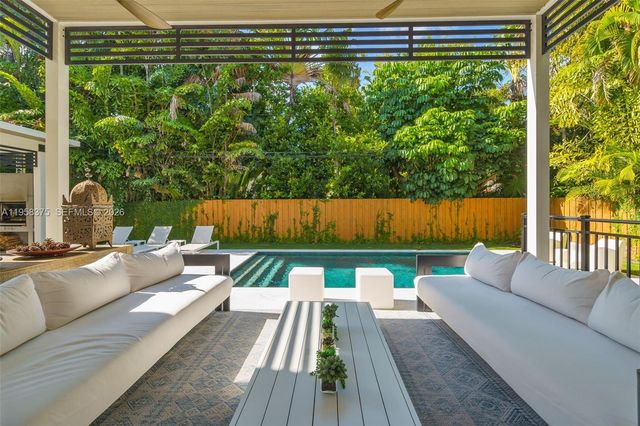 420 Palmwood Ln 0, Key Biscayne, FL 33149