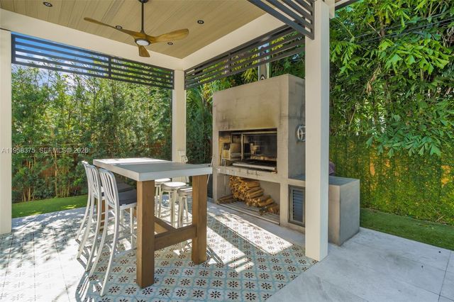 420 Palmwood Ln 0, Key Biscayne, FL 33149