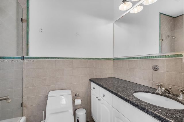 420 Palmwood Ln 0, Key Biscayne, FL 33149