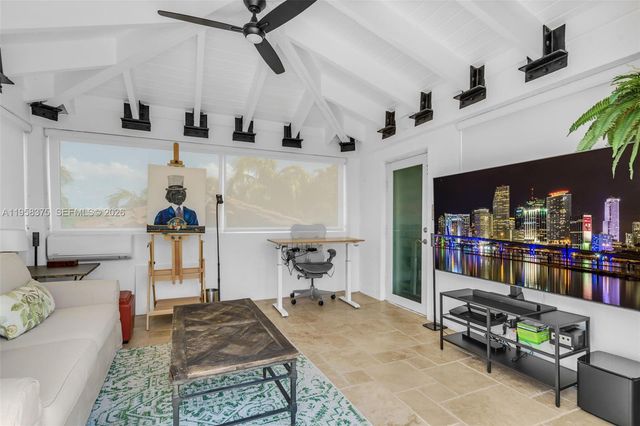 420 Palmwood Ln 0, Key Biscayne, FL 33149