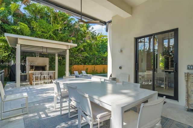 420 Palmwood Ln 0, Key Biscayne, FL 33149