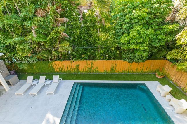 420 Palmwood Ln 0, Key Biscayne, FL 33149