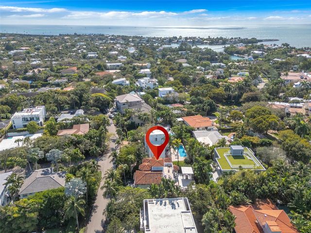420 Palmwood Ln 0, Key Biscayne, FL 33149