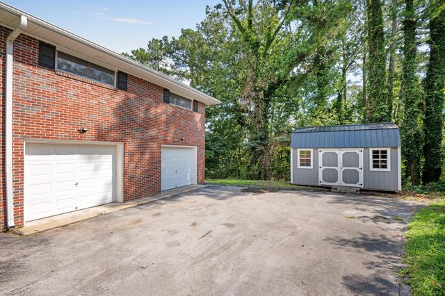 3412 Amber Avenue, Chattanooga, TN 37412