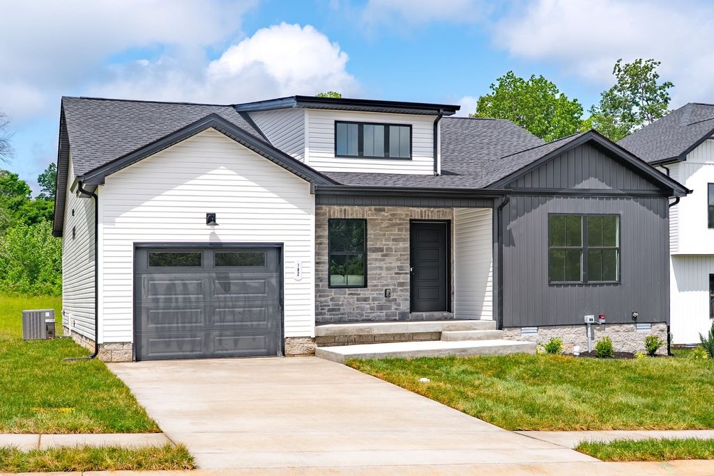 182 Dewberry Ct, Clarksville, TN 37042