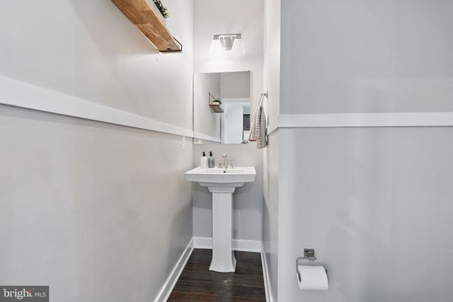 141 BURKWOOD TER, Lake Frederick, VA 22630