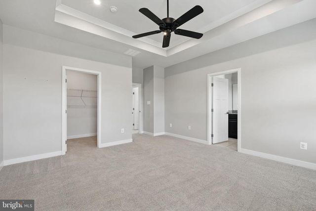 141 BURKWOOD TER, Lake Frederick, VA 22630