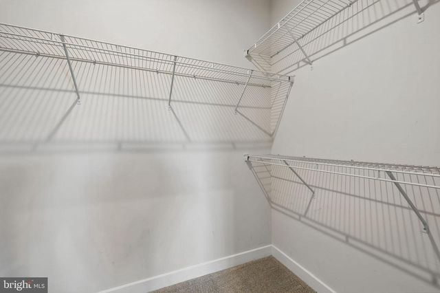 141 BURKWOOD TER, Lake Frederick, VA 22630