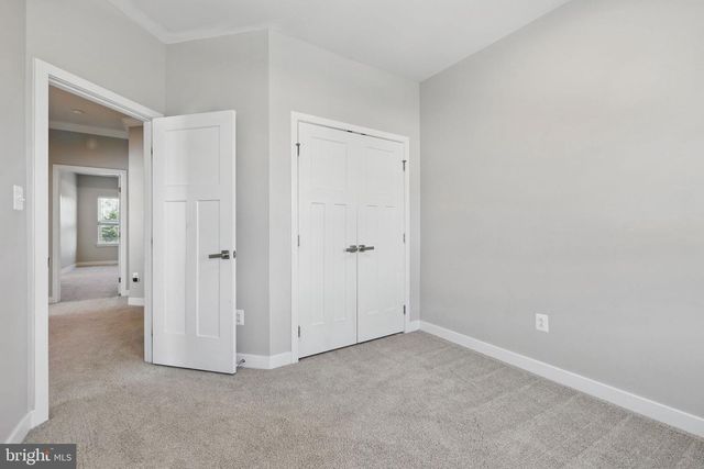 141 BURKWOOD TER, Lake Frederick, VA 22630