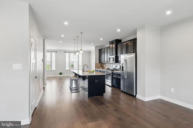 141 BURKWOOD TER, Lake Frederick, VA 22630