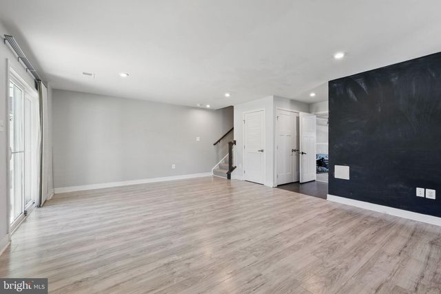 141 BURKWOOD TER, Lake Frederick, VA 22630