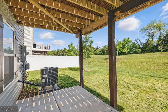 141 BURKWOOD TER, Lake Frederick, VA 22630