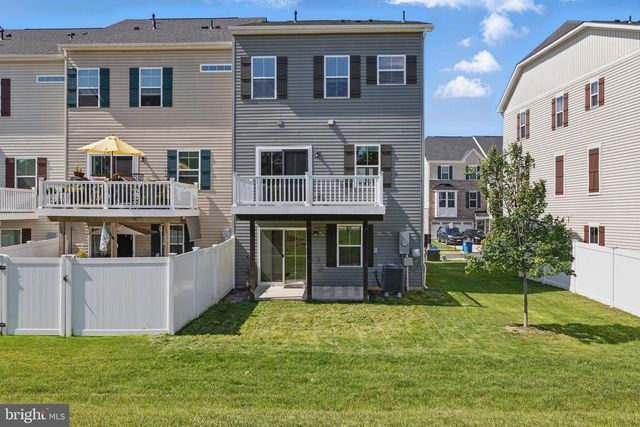 141 BURKWOOD TER, Lake Frederick, VA 22630