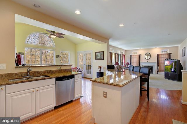 5714 EDGE AVE, Lanham, MD 20706