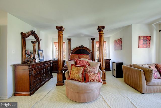 5714 EDGE AVE, Lanham, MD 20706