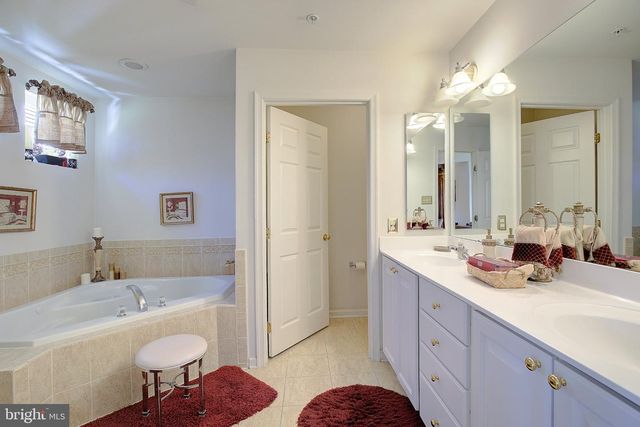 5714 EDGE AVE, Lanham, MD 20706