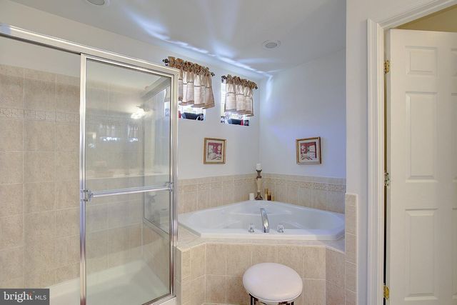 5714 EDGE AVE, Lanham, MD 20706