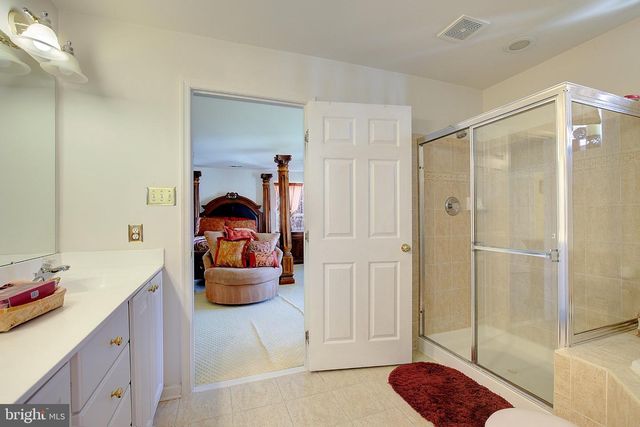 5714 EDGE AVE, Lanham, MD 20706