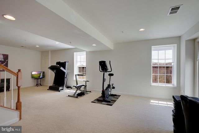 5714 EDGE AVE, Lanham, MD 20706