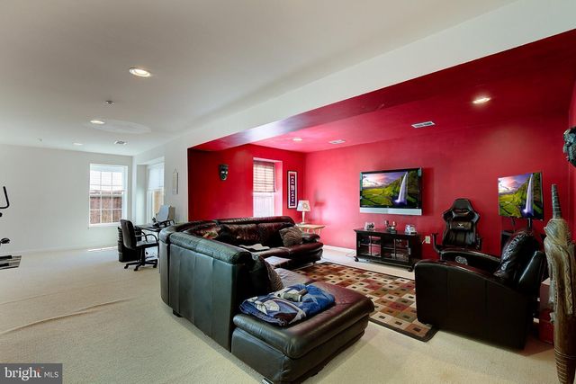 5714 EDGE AVE, Lanham, MD 20706