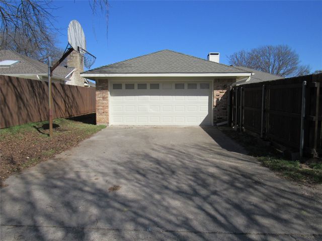 2312 Blue Cypress Drive, Richardson, TX 75082