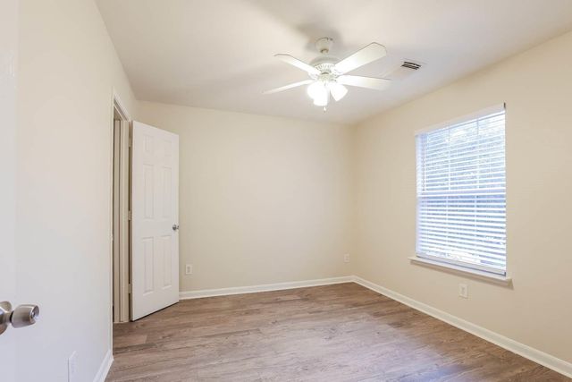 339 Remington Creek Drive, Houston, TX 77073