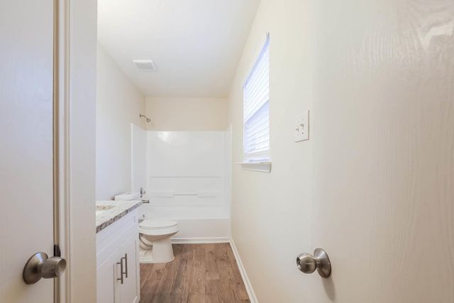 339 Remington Creek Drive, Houston, TX 77073