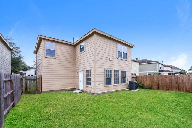 339 Remington Creek Drive, Houston, TX 77073