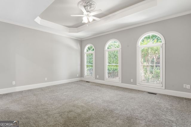 426 Clubview Drive, Woodstock, GA 30189